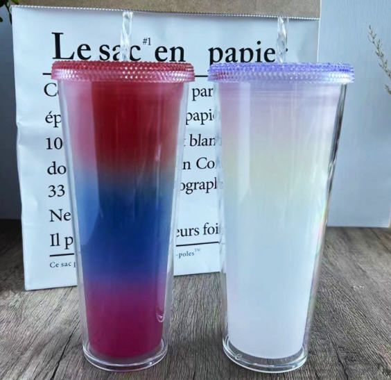 แก้วเปลี่ยนสี,แก้วพลาสติก,แก้วพร้อมหลอด