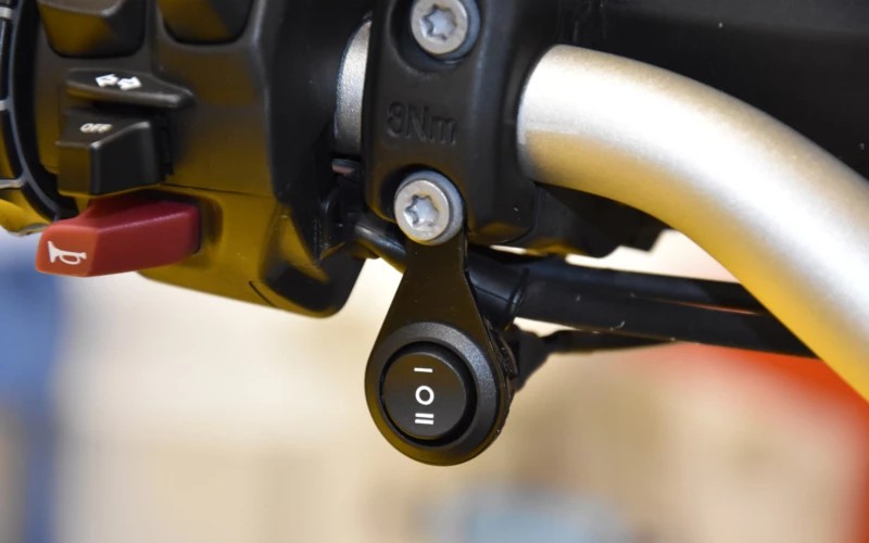 Healtech ตัวหลอกเซอร์โว แบบปรับได้ สำหรับ R1200 R1250 GS GSA