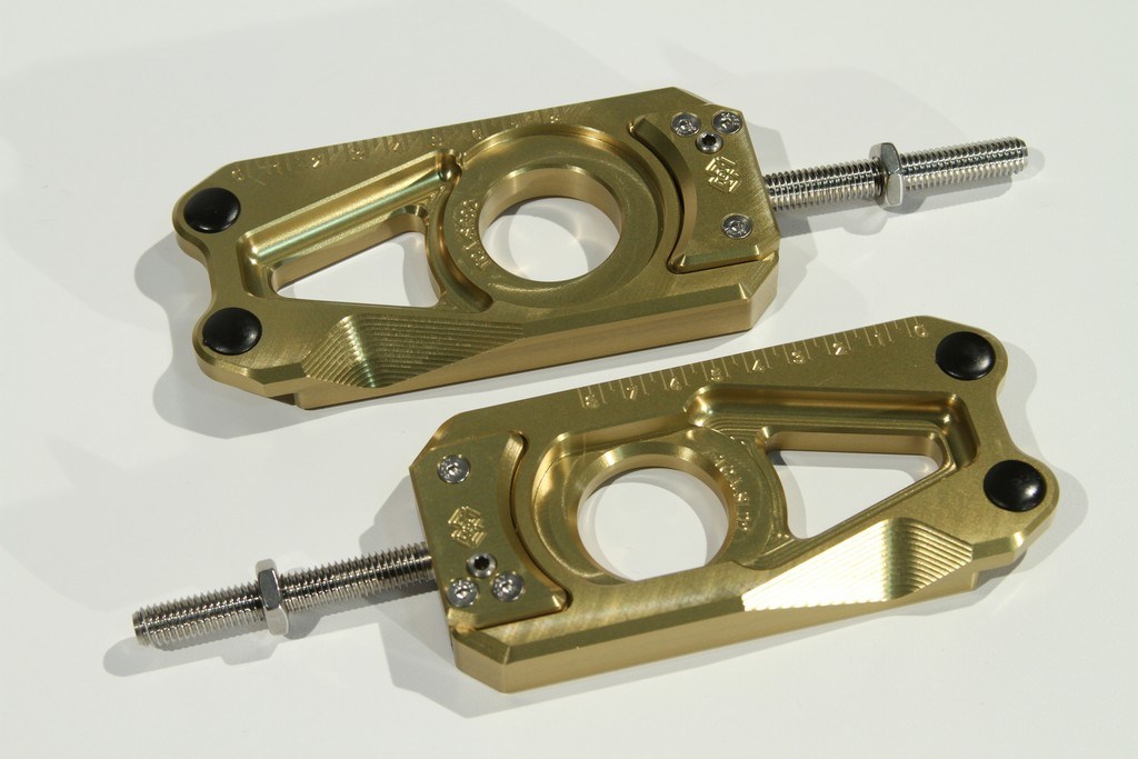 Gilles - ตั้งโซ่ (Chian adjuster) สำหรับ ZX10R 2016 +