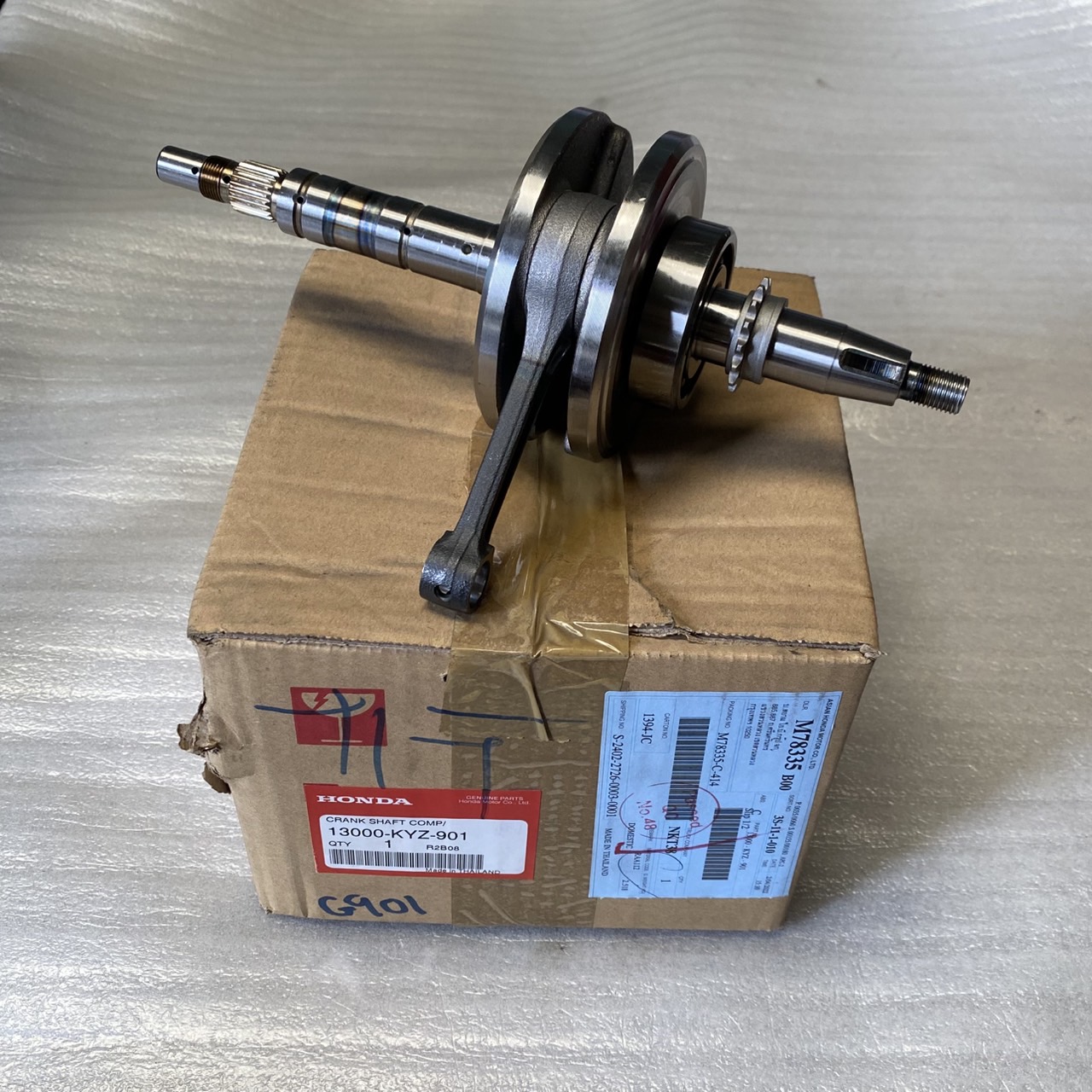 13000-KYZ-901 เพลาข้อเหวี่ยงทั้งชุด WAVE125I 2014-2019 ไอ(ปลาวาฬ) อะไหล่แท้ HONDA