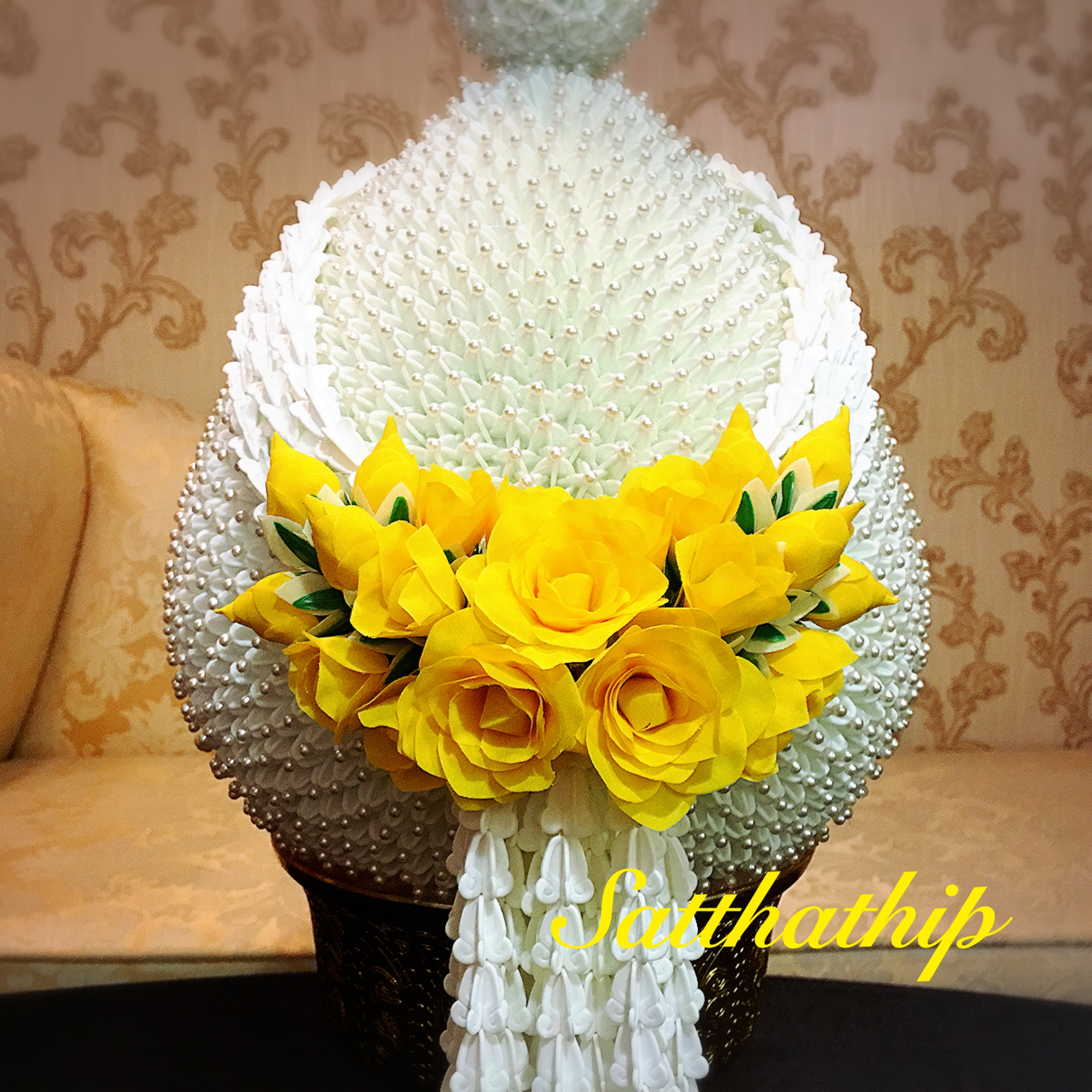 พานพุ่มดอกรักประดิษฐ์ [10"]