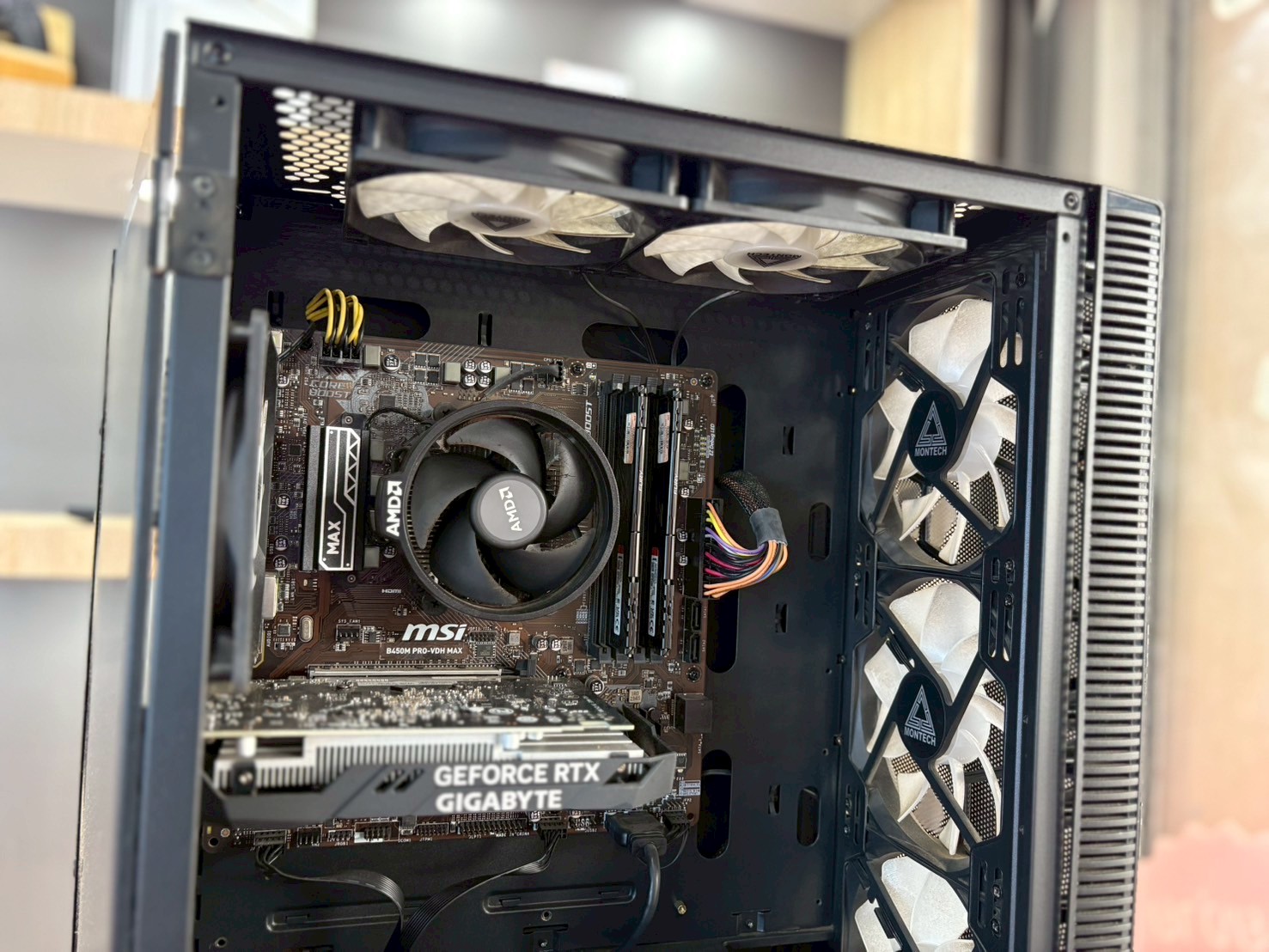 PC ประกอบ AMD Ryzen 5 5500/Ram 16GB/SSD 500GB/GIGABYTE GEFORCE RTX 3050