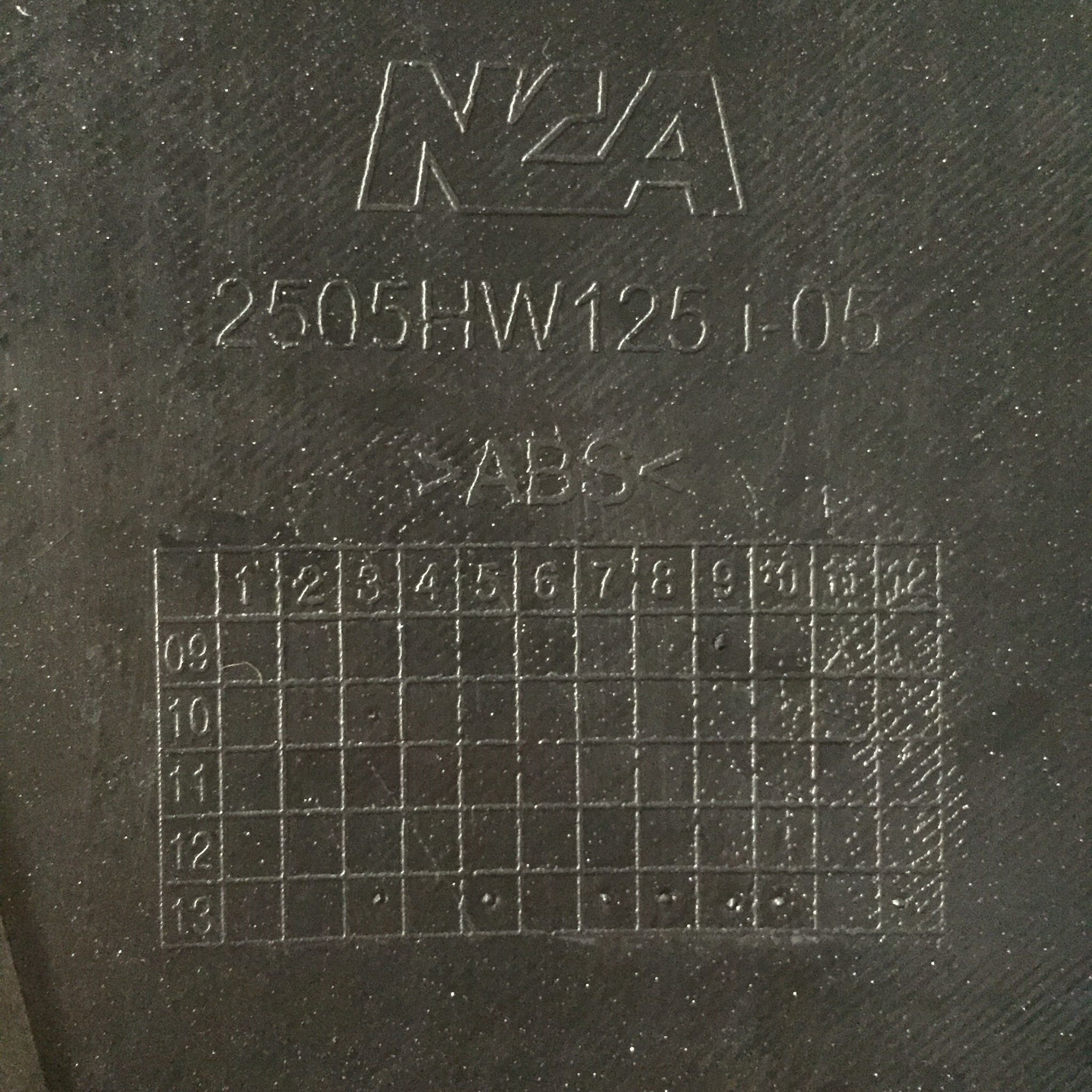 ฝาปิดแตรสีขาว A96 สำหรับรุ่น WAVE125I ปี 2005 อะไหล่เทียบ NCA (นำเจริญ) 2505HW125IA96 (รหัสเทียบ : 64500-KPH-700ZR )