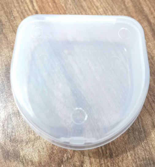 กล่องเก็บรีเทนเนอร์,กล่องรีเทนเนอร์,กล่องใส่รีเทนเนอร์