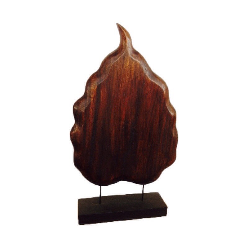 ใบโพธิตั้งเปลว