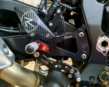 ชุดเกียร์ Lightech R Version สำหรับ GSXR1000 L7+