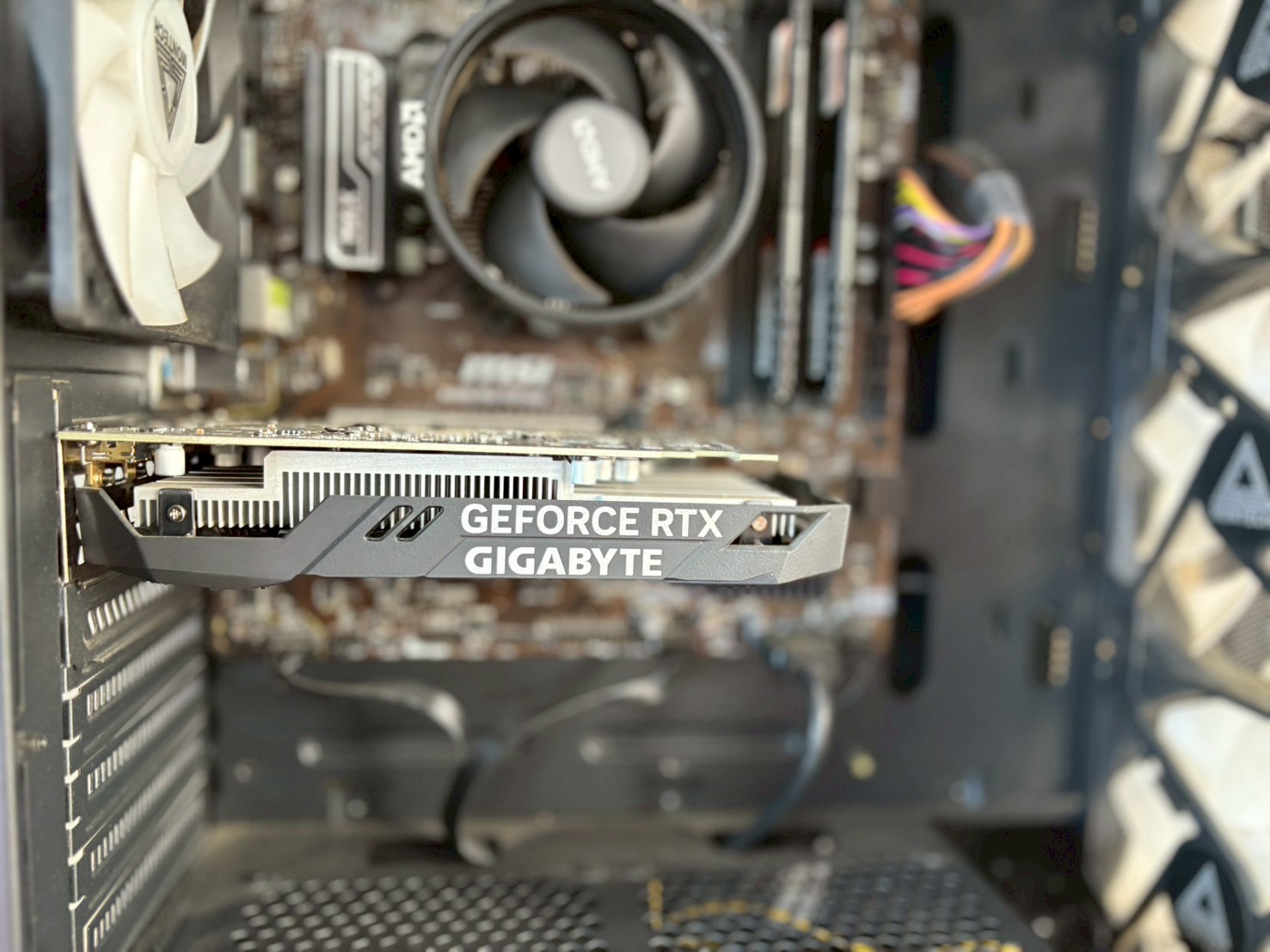 PC ประกอบ AMD Ryzen 5 5500/Ram 16GB/SSD 500GB/GIGABYTE GEFORCE RTX 3050