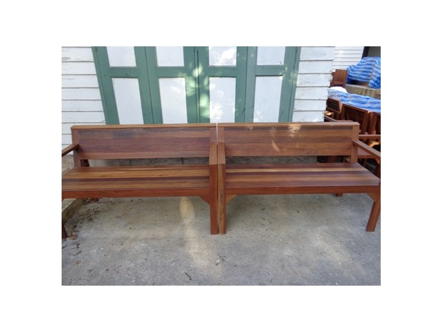 ม้านั่งสนาม สำหรับนั่งเล่นในสวน "ม้านั่งโรงอาหาร"