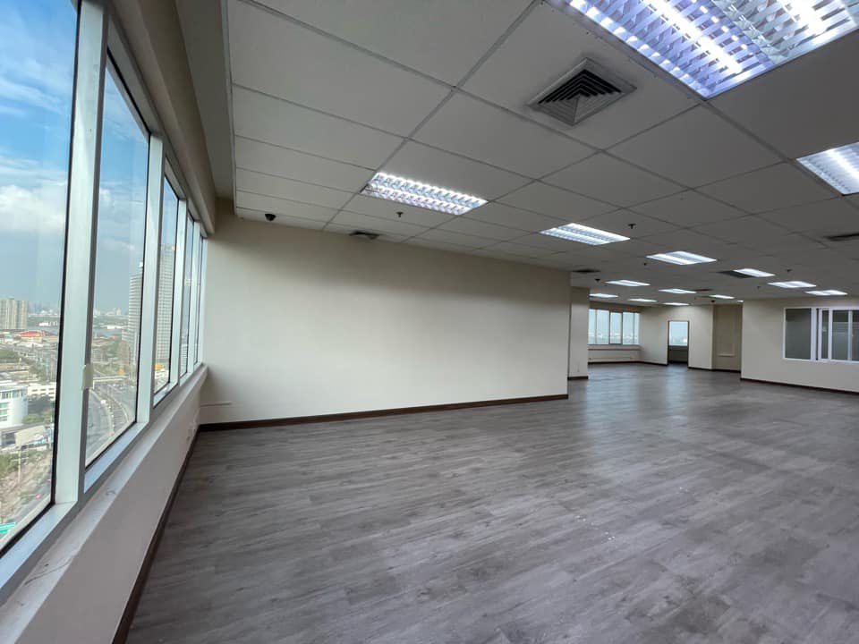 Office for rent SV City rama3