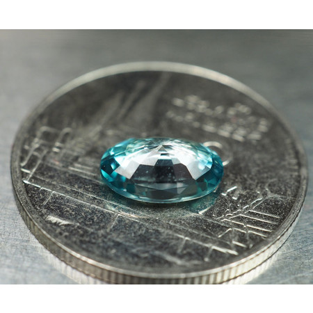 เพทาย (Blue Zircon) 1.40 กะรัตสีฟ้า
