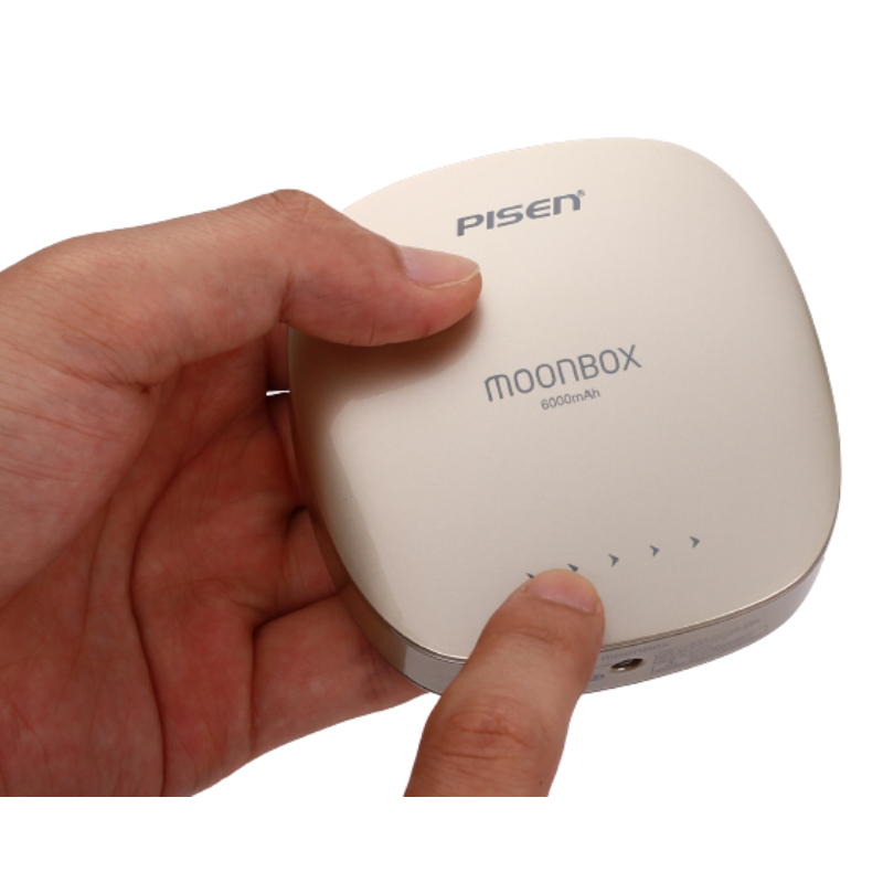 PISEN แบตสำรองแท้ 6,000 mAh พาวเวอร์แบงค์ 2 USB 5V-2A Moon Box Power รุ่น TS-D095 ปุ่มสัมผัสแบบสไลด์ ไฟฉาย LED ส่องสว่างยามค่ำคืนในตัว เก็บประจุเต็มที่ได้ยาวนาน รูปทรงโค้งมน ขนาดกระทัดรัดจับถนัดกระชับมือ - สีทองคำ
