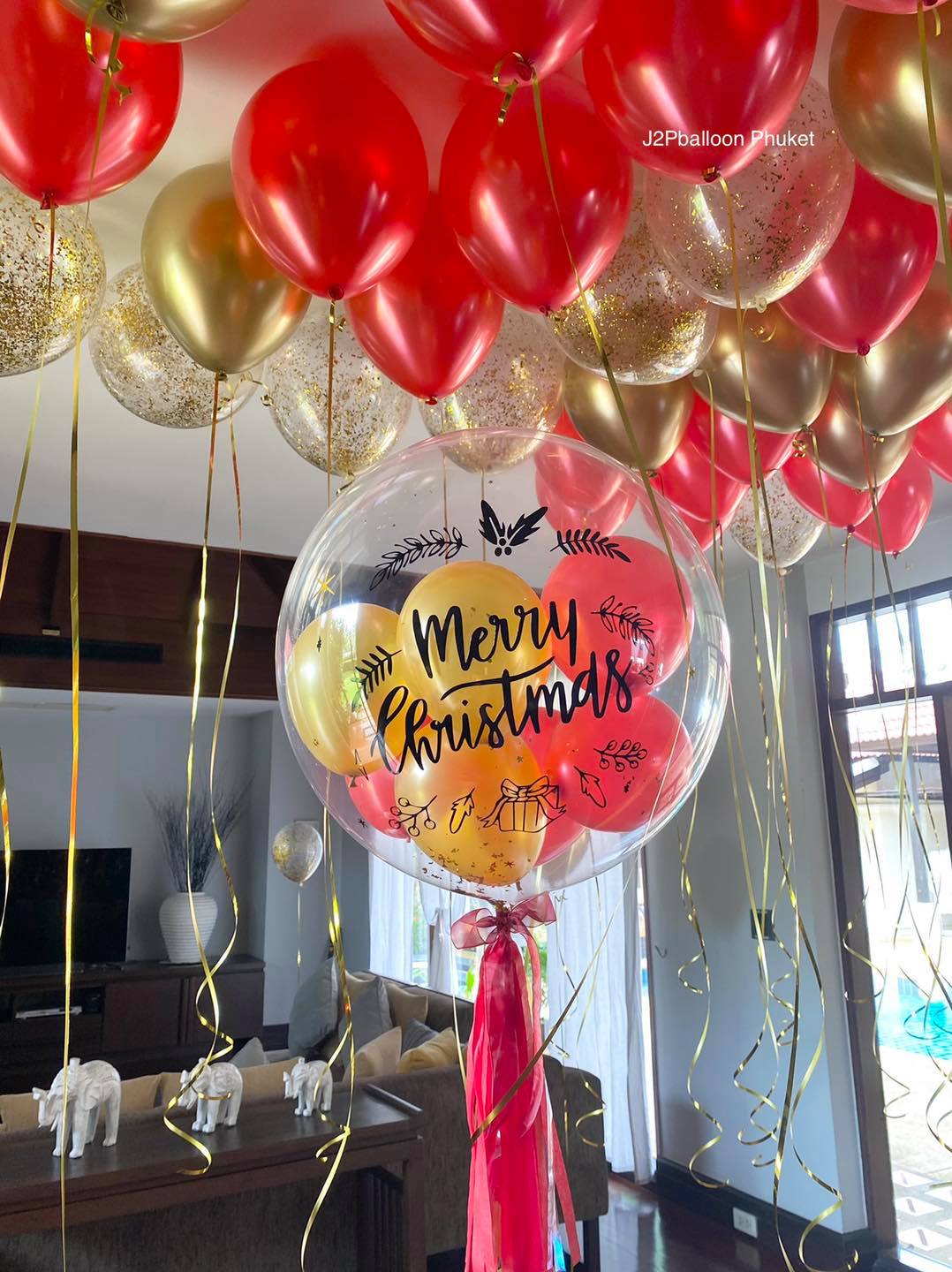 ลูกโป่งวันคริสต์มาส Merry Xmas New Year Red Gold and confetti Balloon Set (with Helium) (31 pcs)