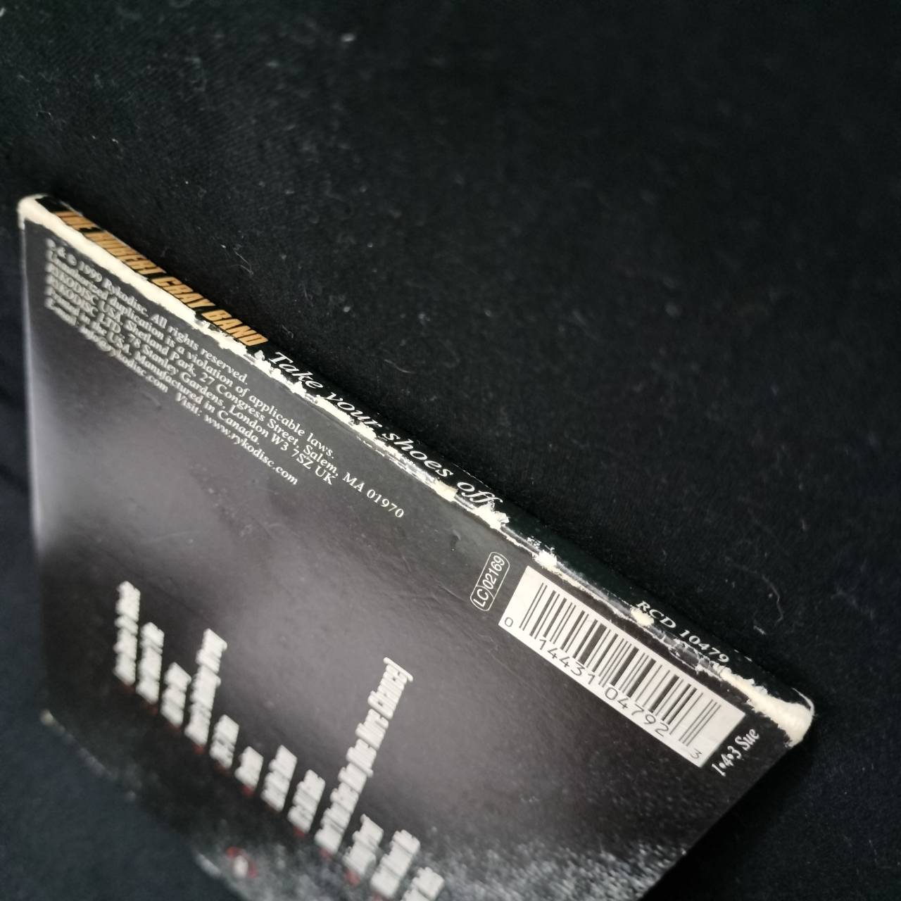 The Robert Cray Band – Take Your Shoes Off / USA / กล่องกระดาษเก่าเก็บมีจุดเหลือง / แผ่นเป็นรอย