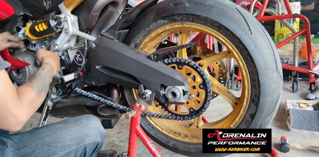 ล้อ OZ Racing 6ก้าน Gass-A สำหรับ 959