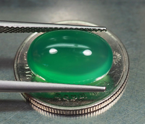 คาลซิโดนีสีเขียว (Green Chalcedony) 6.35 กะรัต