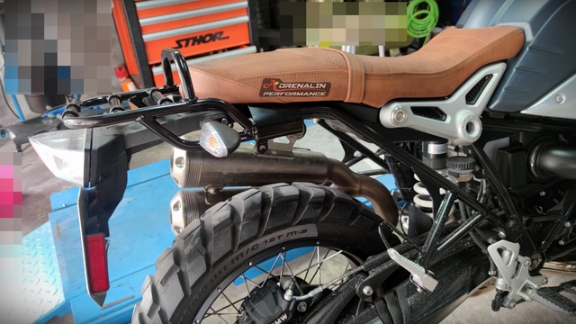 Rizoma - แร็คท้าย (Rear Bag Support) สำหรับ R9T