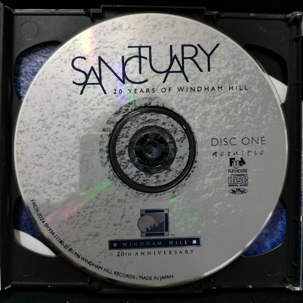 Windham Hill Artists – Sanctuary (20 Years Of Windham Hill) / JAPAN / ปกมีจุดเหลือง / 2CD / แผ่นดี