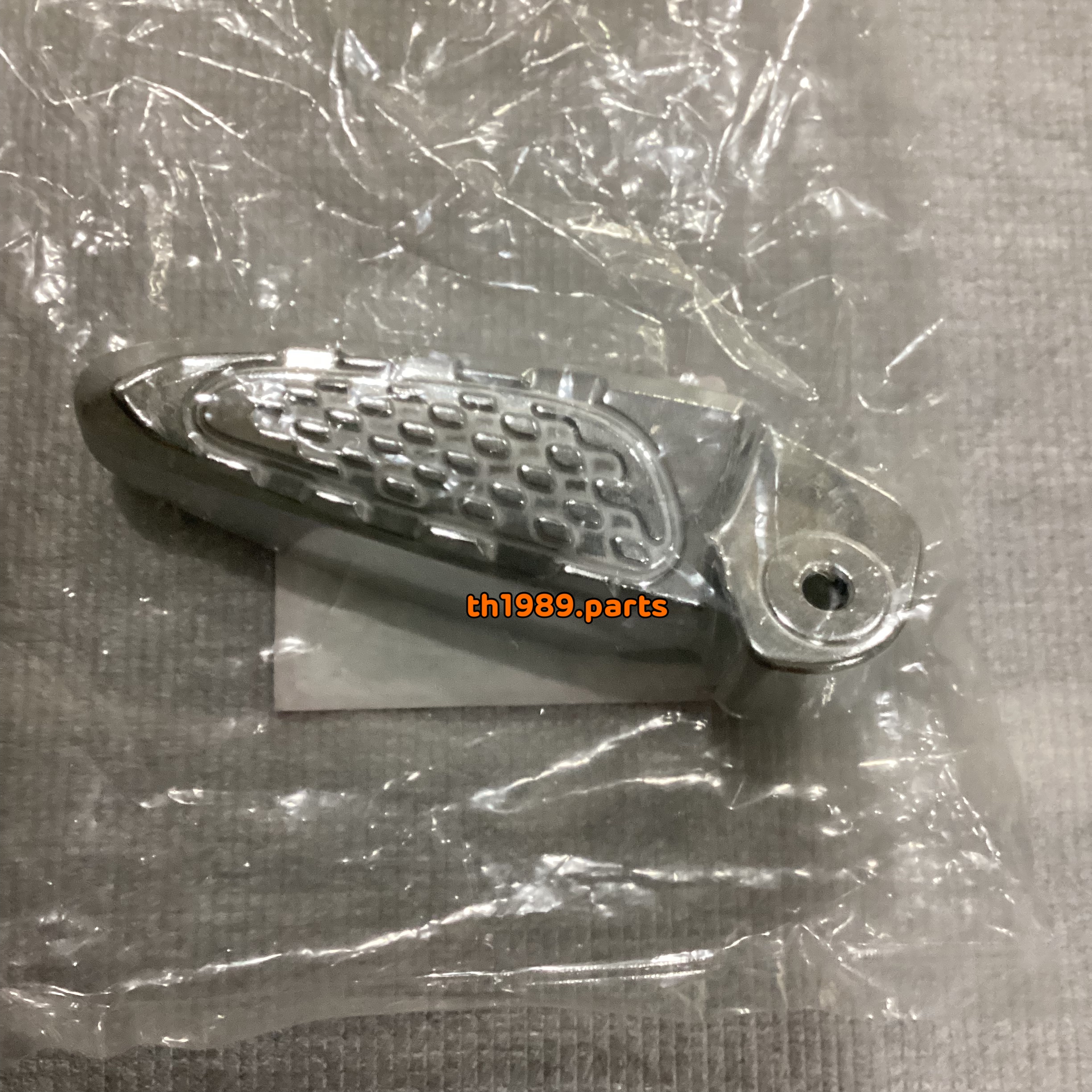 50730-K16-900 พักเท้าหลังด้านซ้าย SCOOPY-i 2013 สกู้ปปี้ ไอ 2017-2019 อะไหล่แท้ HONDA