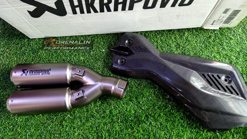 ท่อ Akrapovic สลิปออน สำหรับ Multi 950 / Multi 1200 enduro / multi1260 enduro (For Exhibition only)