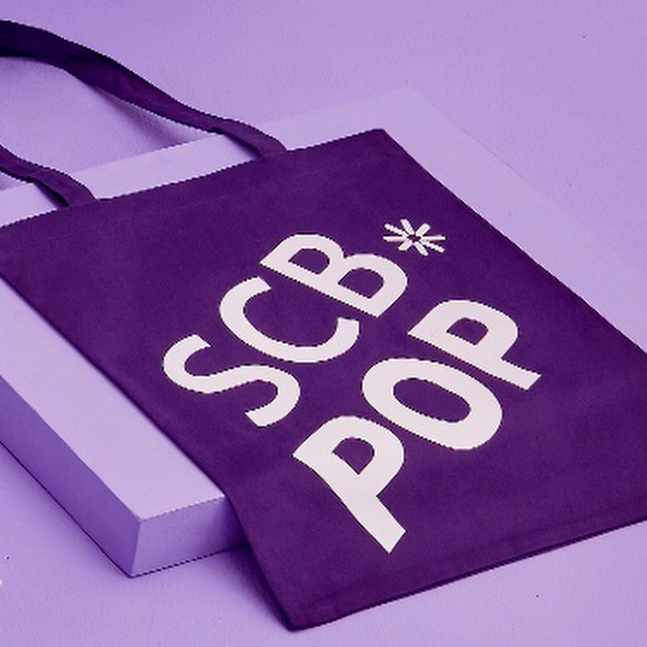 กระเป๋าผ้า SCB POP กระเป๋าลายน่ารัก จาก SCB เหมาะสำหรับเป็นกระเป๋าใส่ของกระจุกกระจิก กระเป๋าลดโลกร้อน ขนาดกระเป๋า ประมาณ กว้าง*ยาว 14*14 นิ้ว