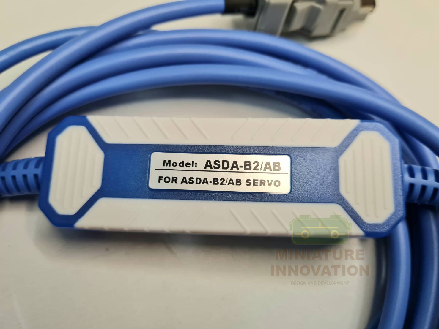 สายดาวน์โหลด SERVO DELTA ASDA-B2/AB Download cable USB Delta servo drive ASDA-B2 AB