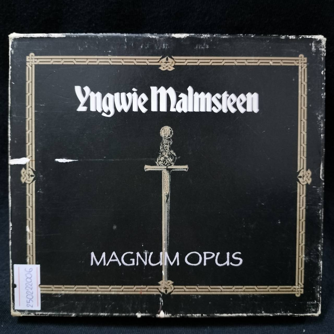 Yngwie Malmsteen – Magnum Opus / JAPAN / กล่องสวมเก่าเก็บถลอก / มีรอยบ้าง / มี Obi