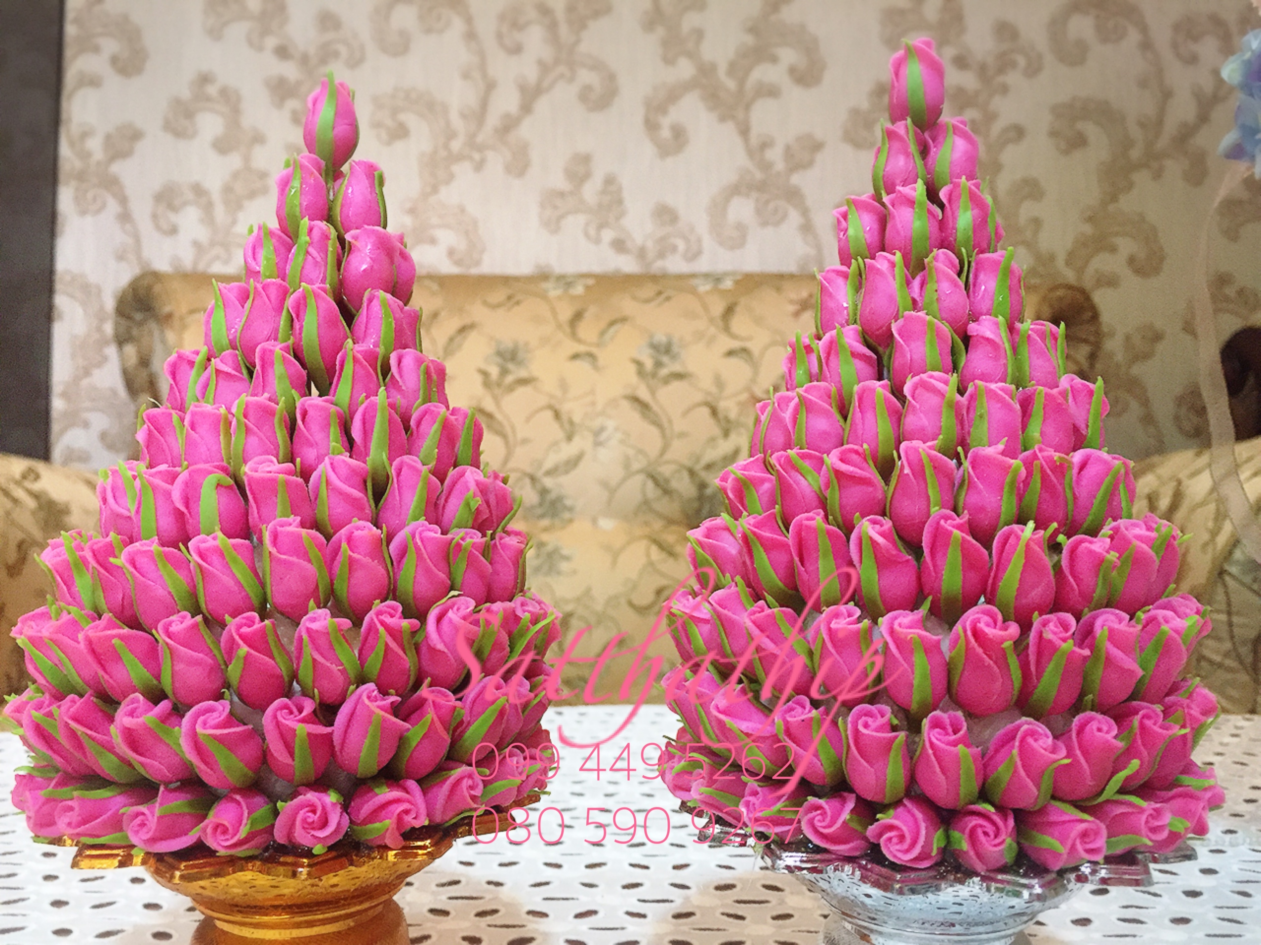 พานพุ่มดอกกุหลาบ ประดิษฐ์จากดิน [4 นิ้ว 1,590 บาท/คู่]