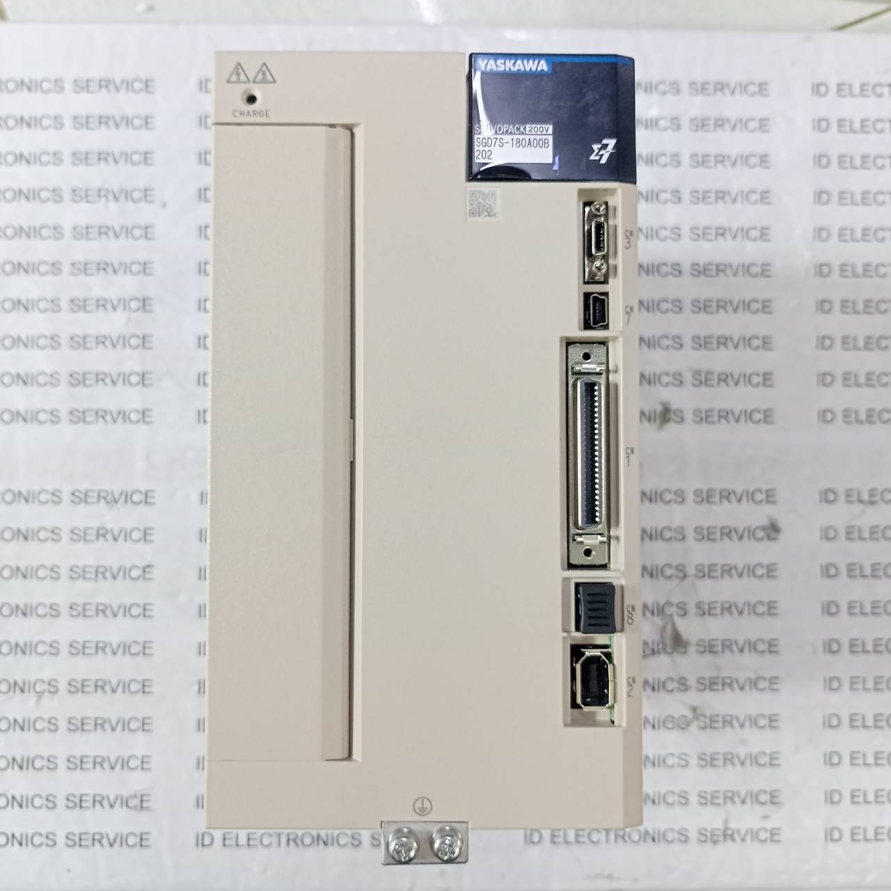 SGD7S-180A00B202 YASKAWA SERVO DRIVE