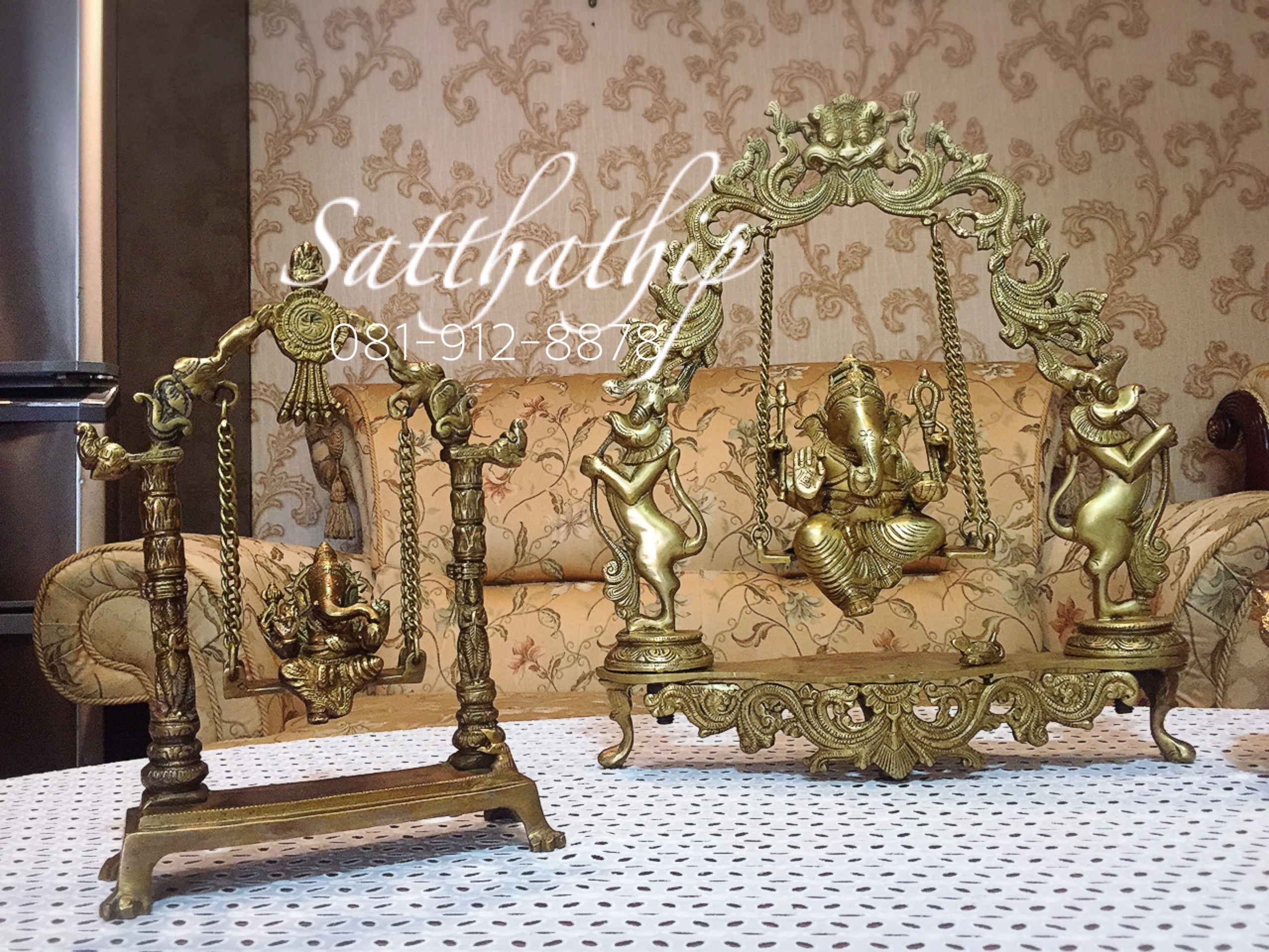 พระพิฆเนศปางโล้ชิงช้า นั่งชิงช้า (ทองเหลือง) ผลิตและนำเข้าจากอินเดีย - Ganesha: Lord of Success