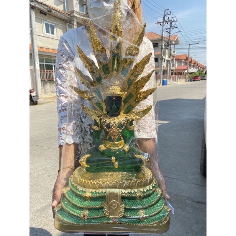 พระเเก้วนาคปรก ประจำวัน องค์ใหญ่ กว้าง14นิ้ว สูง 25นิ้ว สีประจำวันเกิด