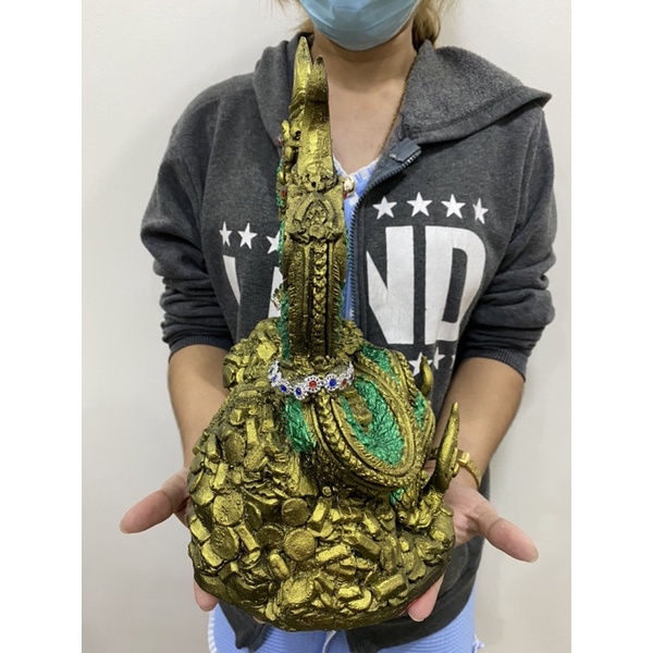 พญานาค พญานาคเกี้ยว ตระกูลเอราปถสีเขียว กว้าง8.5นิ้ว สูง11นิ้ว