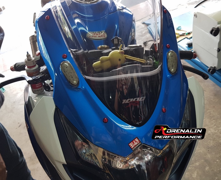 ชุดไฟเลี้ยวอุดกระจกหน้า K7-L6 ของ Hotbodies