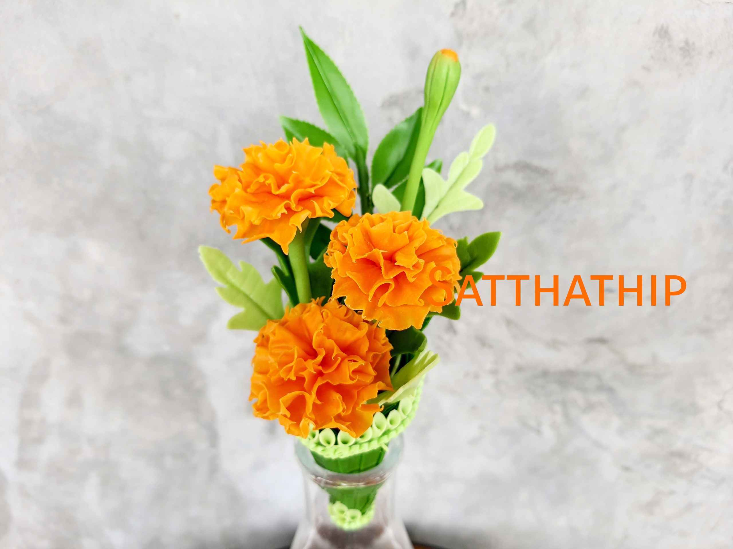 กรวยดอกดาวเรืองสีส้มทอง ประดิษฐ์จากดิน - ดอกดาวเรือง - Marigold