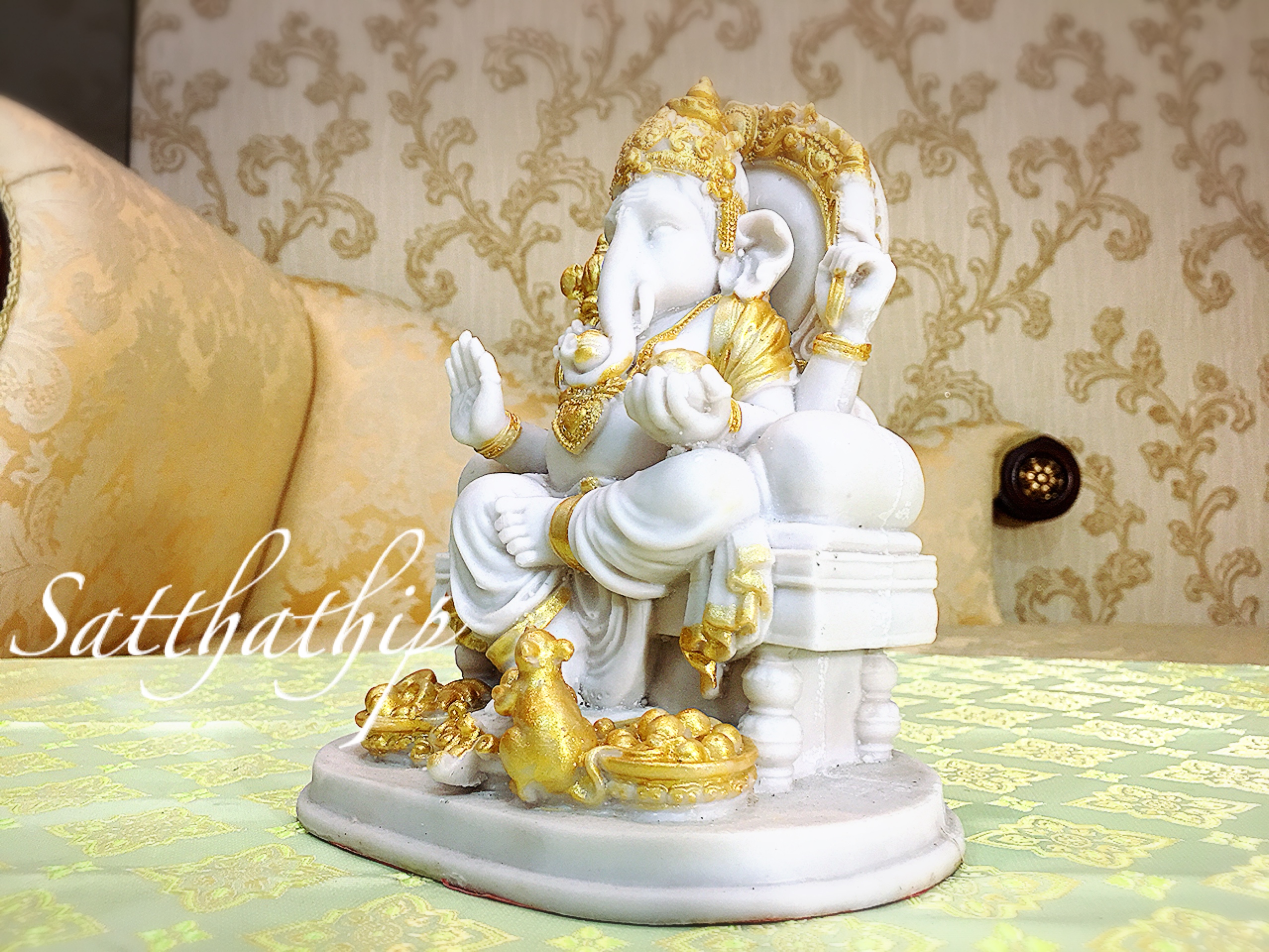 พระพิฆเนศ ปางประทานพร (เรซิ่น) - Ganesha: Lord of Success
