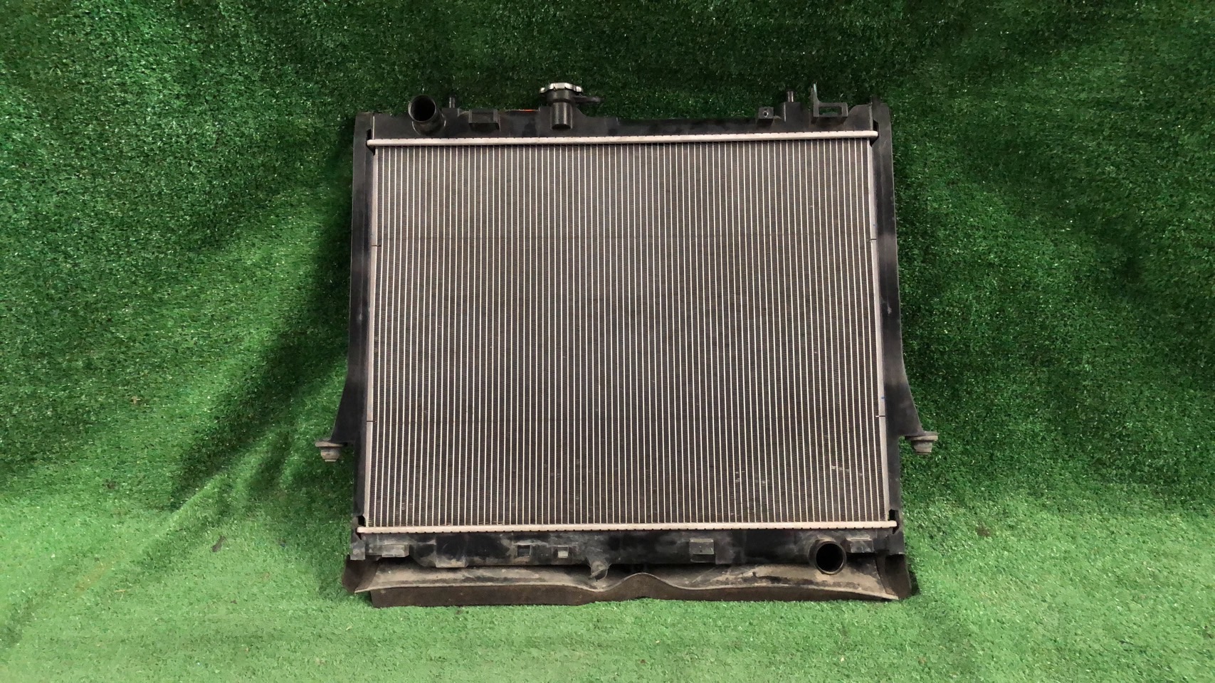 หม้อน้ำ Isuzu D-Max เครื่อง 3.0 CC 2002-11