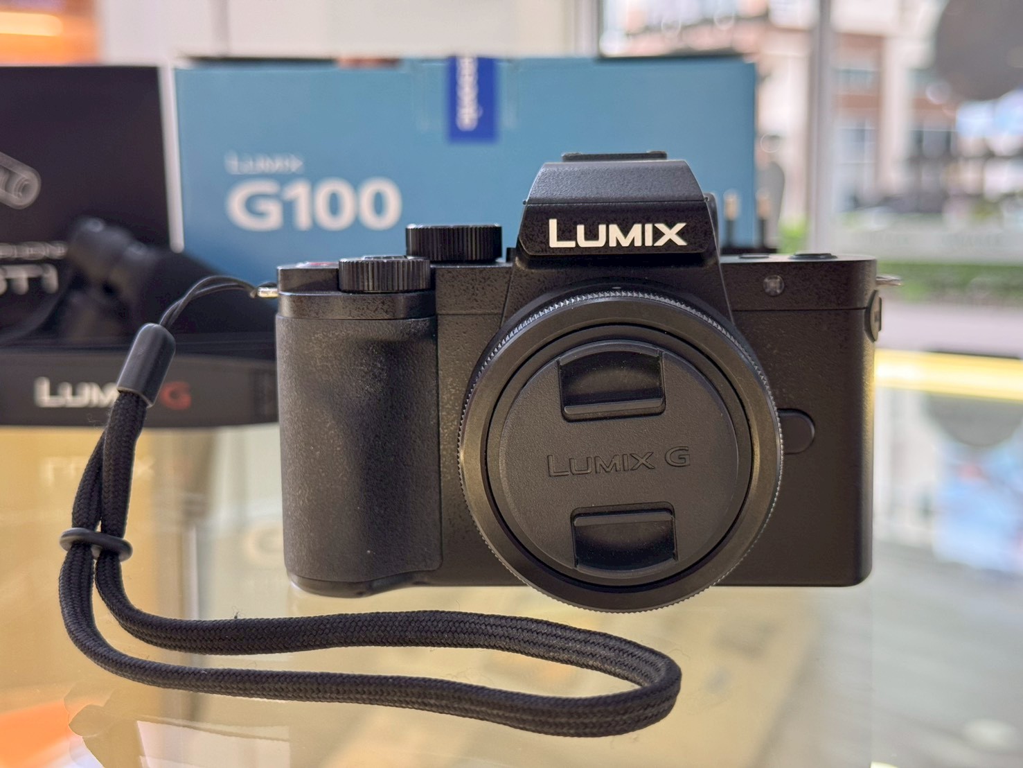 Panasonic Lumix G100
