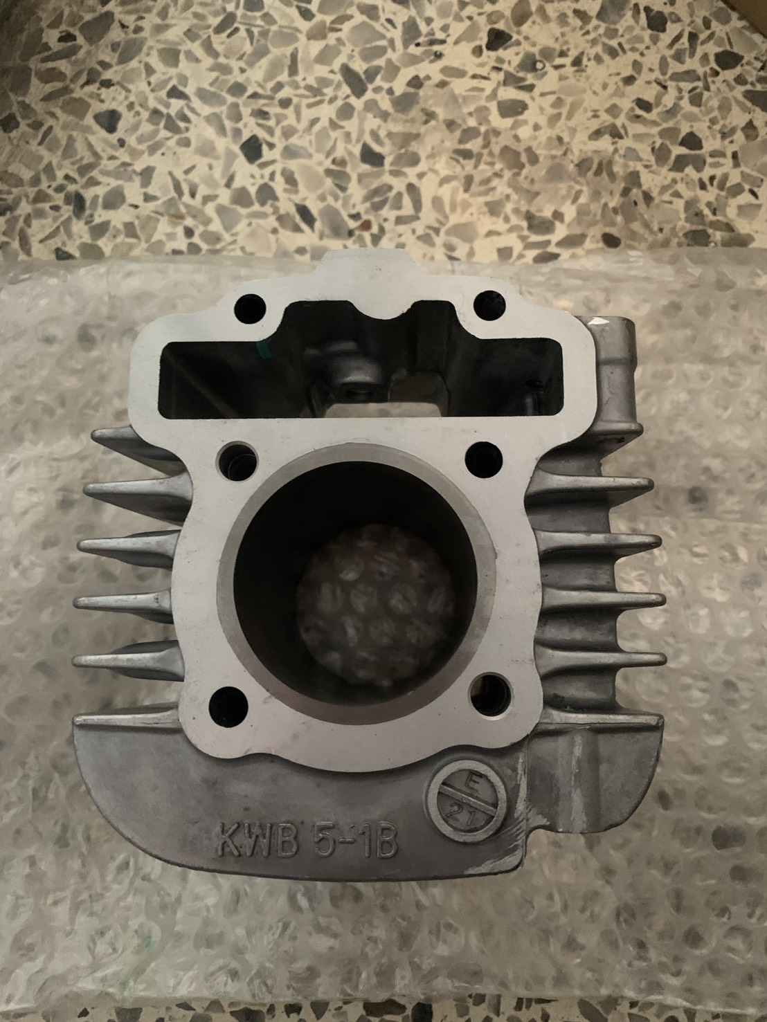 12100-KWB-600 เสื้อสูบ WAVE110I 2009-2013 , DREAM110i 2011 , SUPER CUB 2013-2017, WAVE110I AT 2010 อะไหล่แท้ HONDA