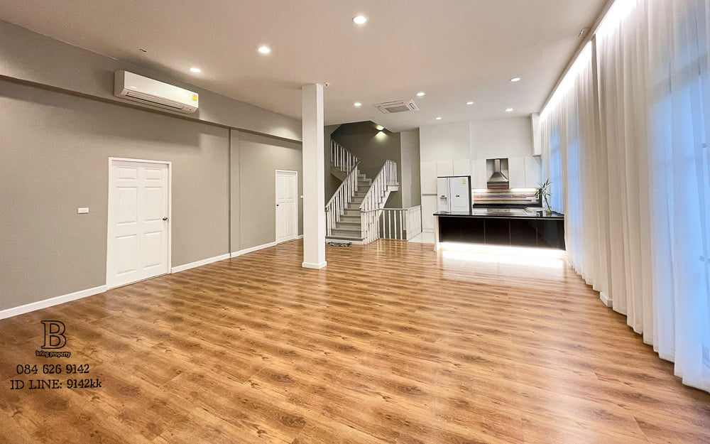 Townhouse Baan Klang Krung Rama3 For Rent