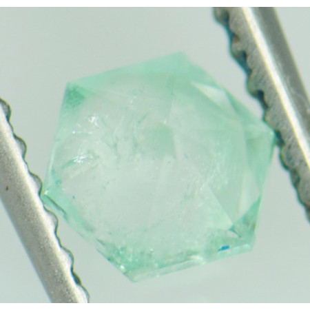 พลอยมรกตดิบ (Emerald) 0.47 กะรัต No oil