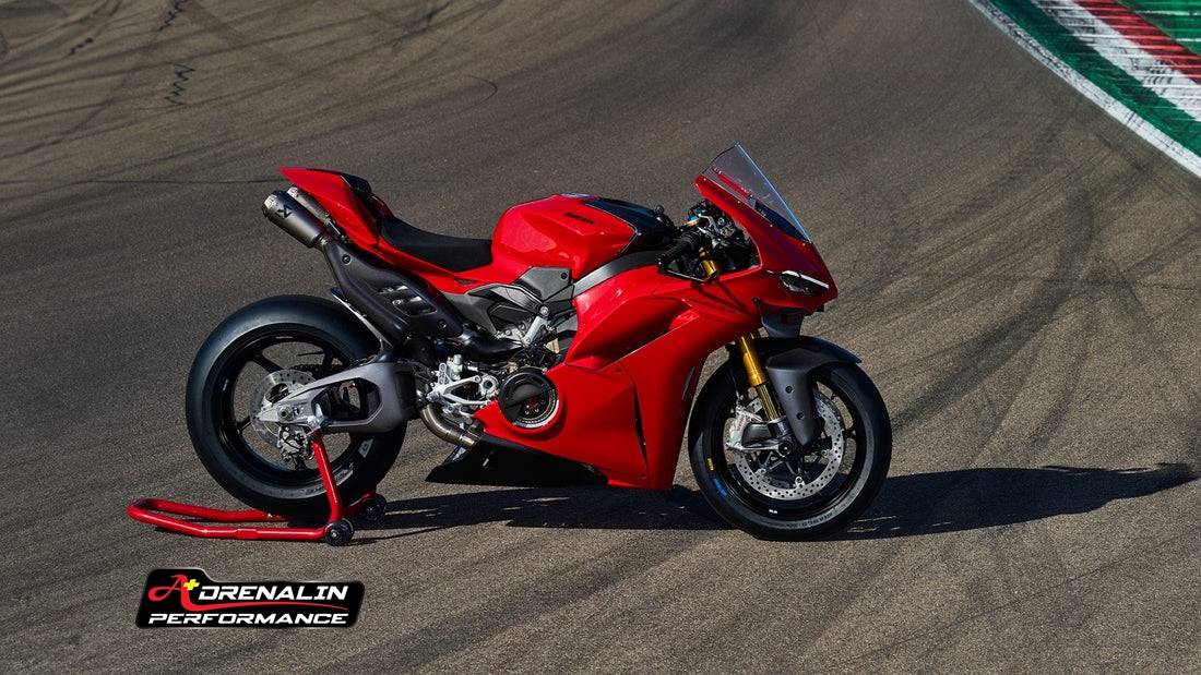 ท่อฟูล Akrapovic แบบปลายคู่ ออกท้าย สำหรับ V4 2025+ (For Exhibition only)