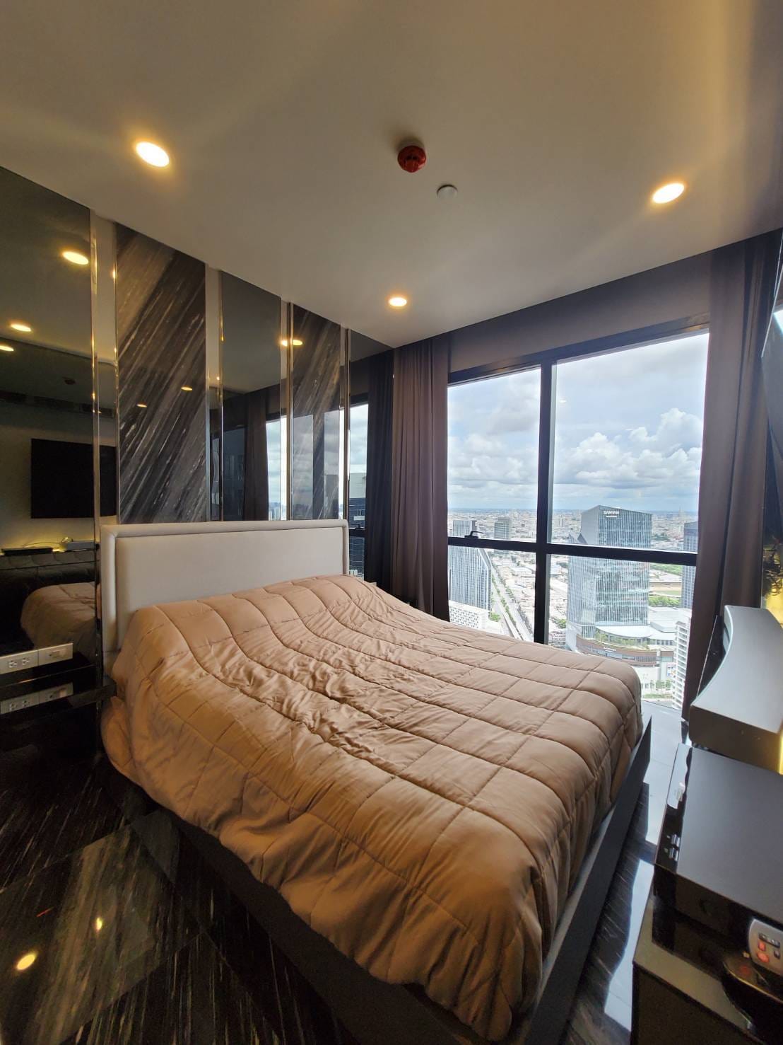 Ashton chula silom for rent