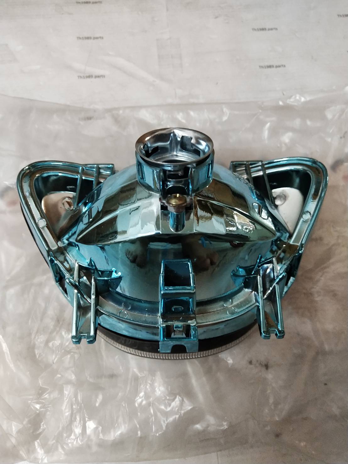 ไฟหน้า ตาเพชร(ฐานสีฟ้า) สำหรับรุ่น BEST อะไหล่เทียบSUZUKI HMA 20011-425-ZWBS