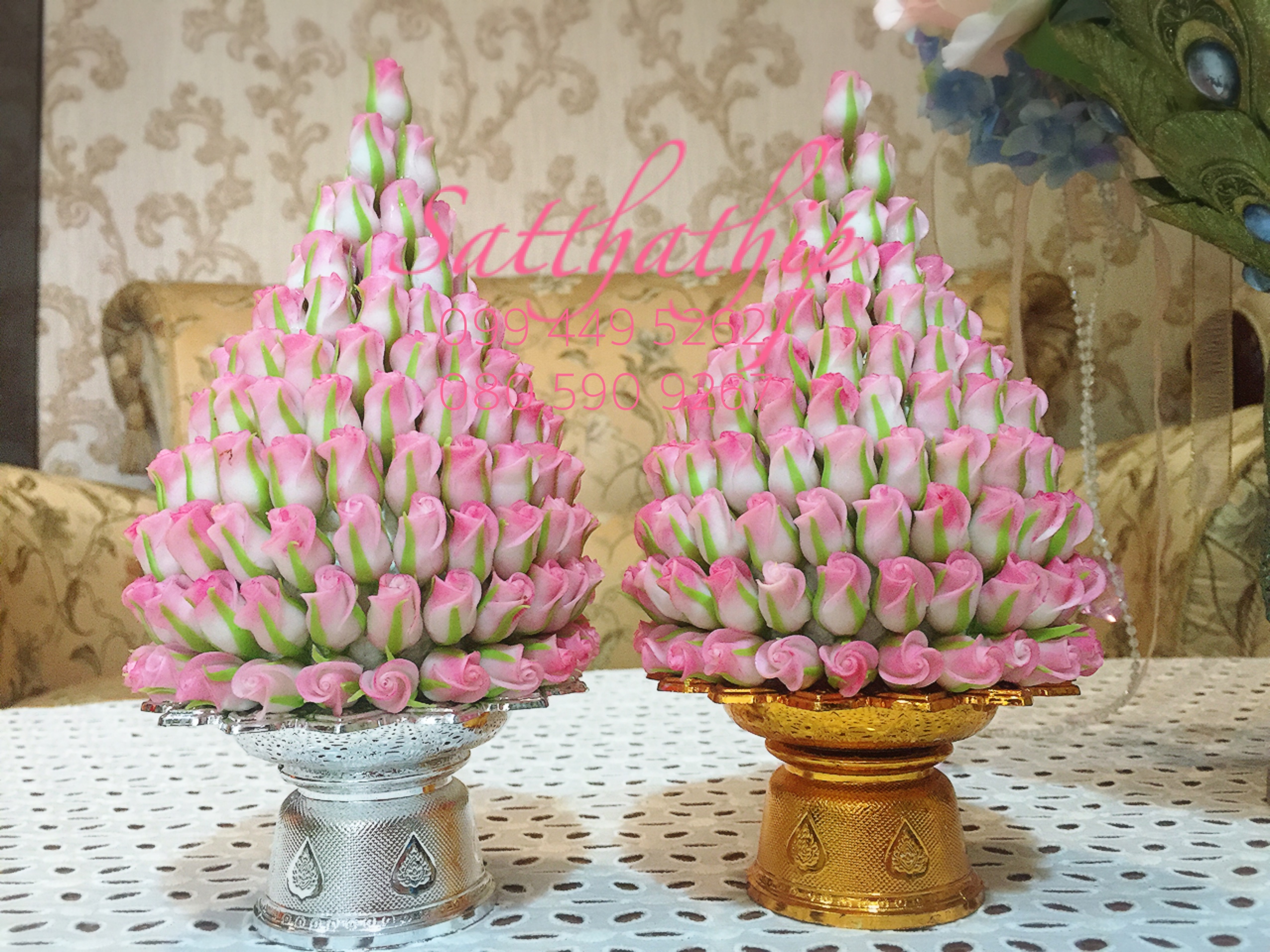 พานพุ่มดอกกุหลาบ ประดิษฐ์จากดิน [4 นิ้ว 1,590 บาท/คู่]