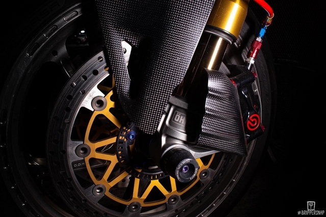 ตัวดักลมคาลิเปอร์เบรคแบบคาร์บอน carbonworld สำหรับ S1000R 2014+