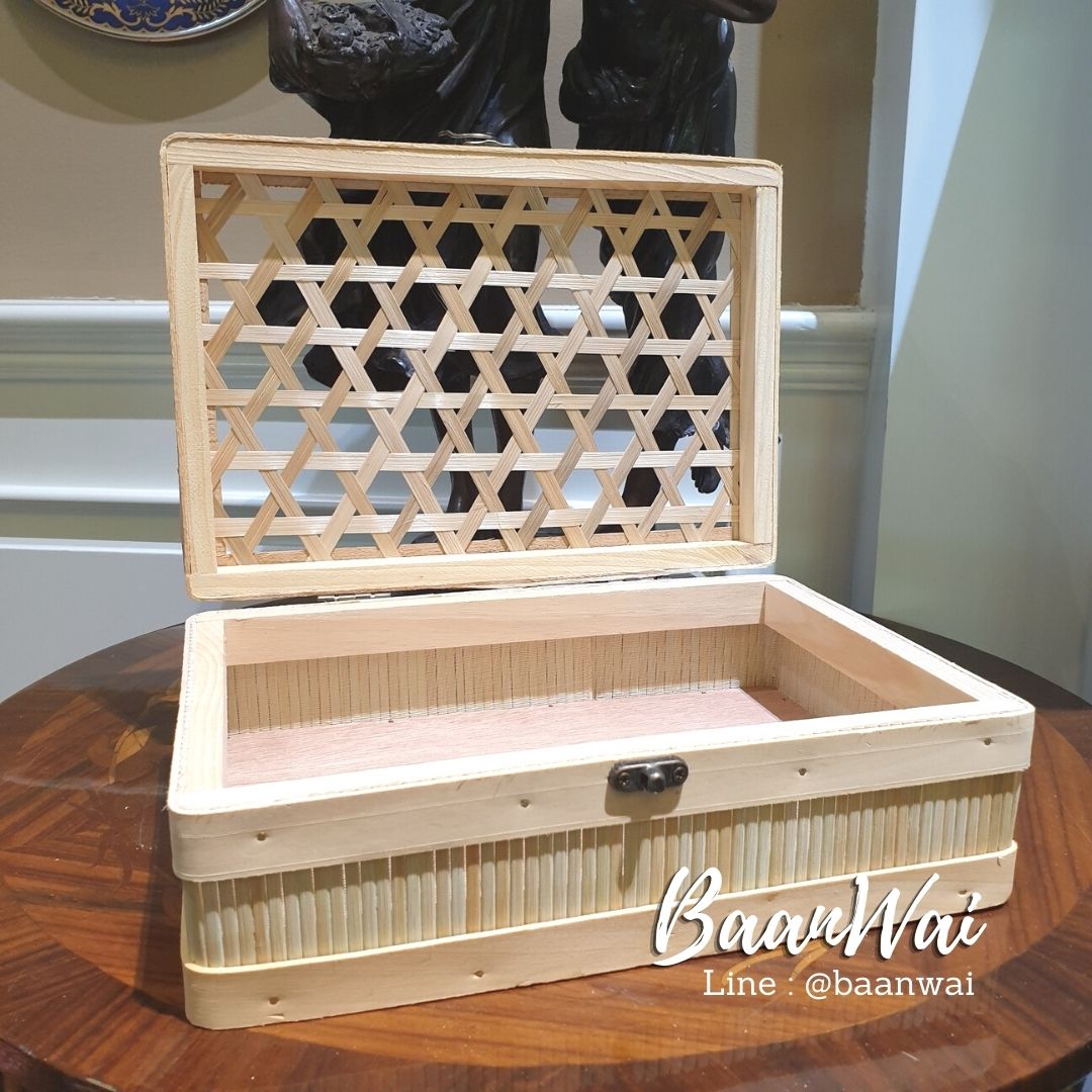 กล่องไผ่เงิน ทรงเหลี่ยม