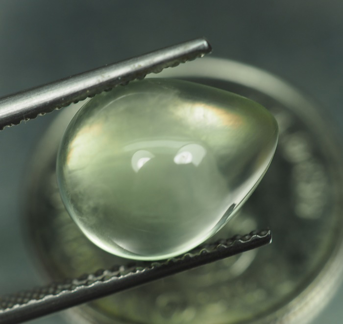 พรีไนท์ (Prehnite) 4.15 กะรัต