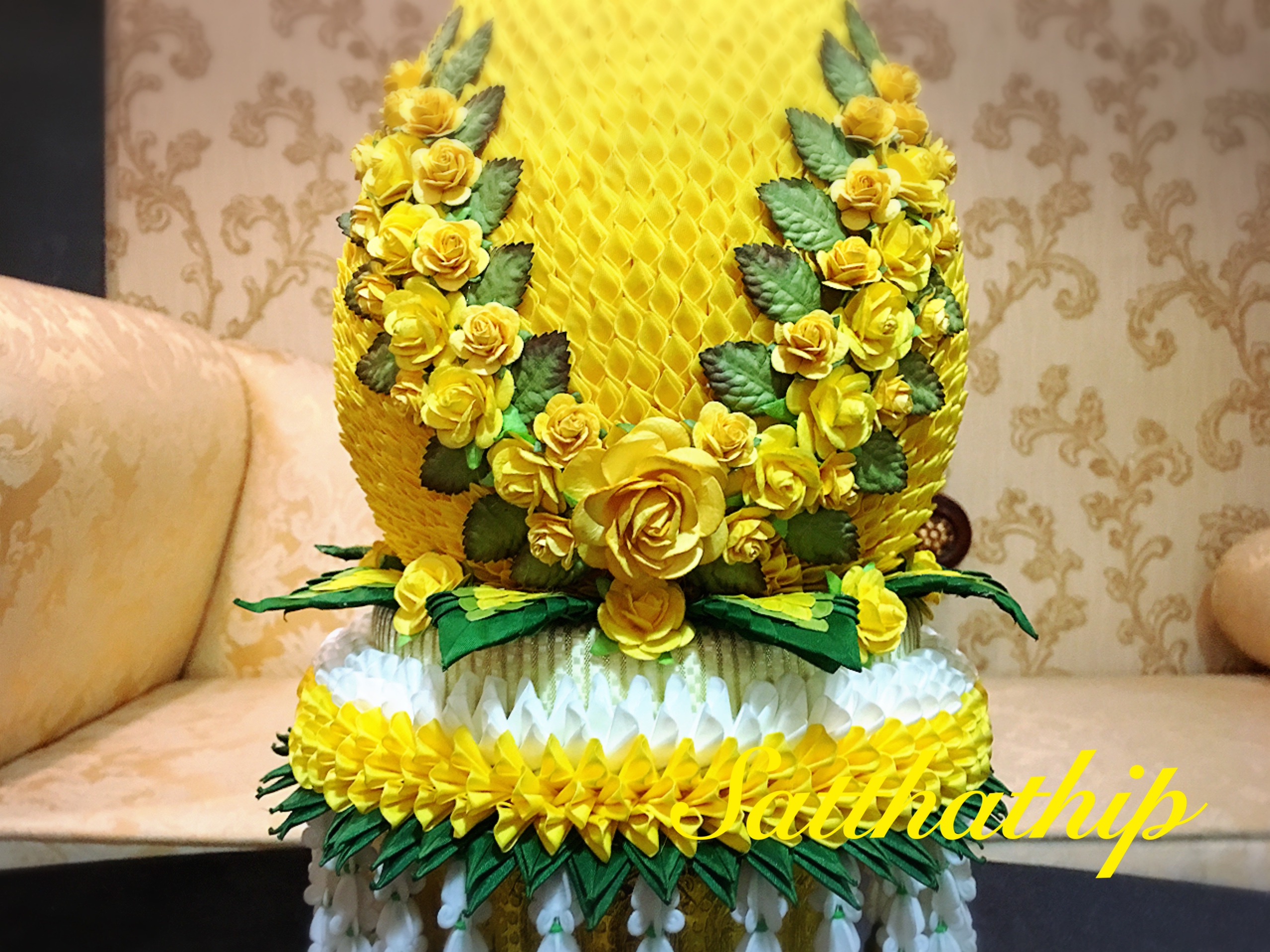 พานพุ่มผ้า สีเหลือง - พานพุ่ม สีเหลือง - พานพุ่มสักการะ สีเหลือง - Phan bush