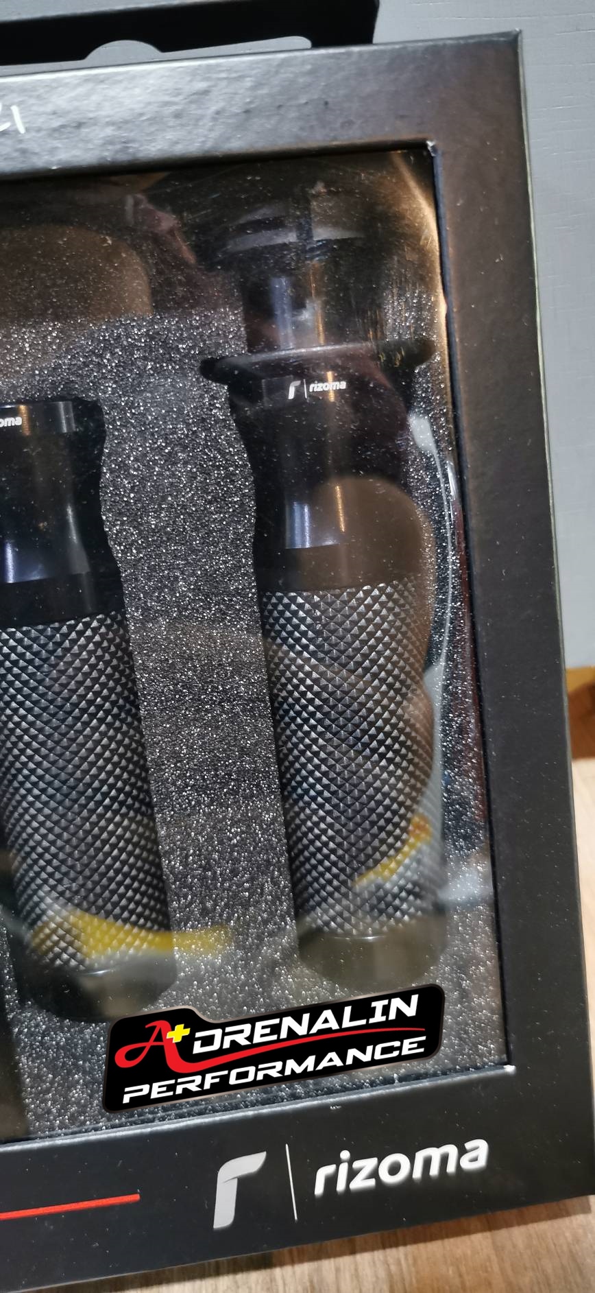 Rizoma ปอกแฮนด์ รุ่น sportline สำหรับ tmax 530 560 2017-2021 ตรงรุ่น