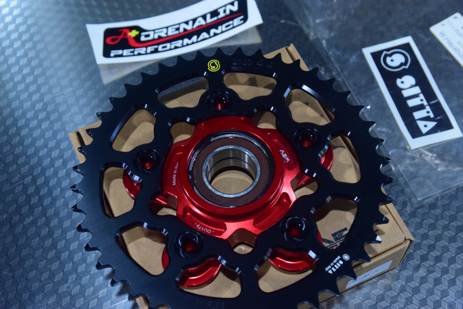 แคริเออร์ AEM สำหรับ Panigale 899