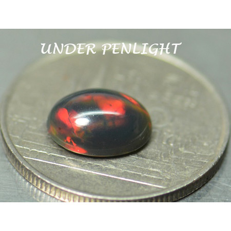 แบล็คโอปอลหลากสี (Opal) 1.05 กะรัต